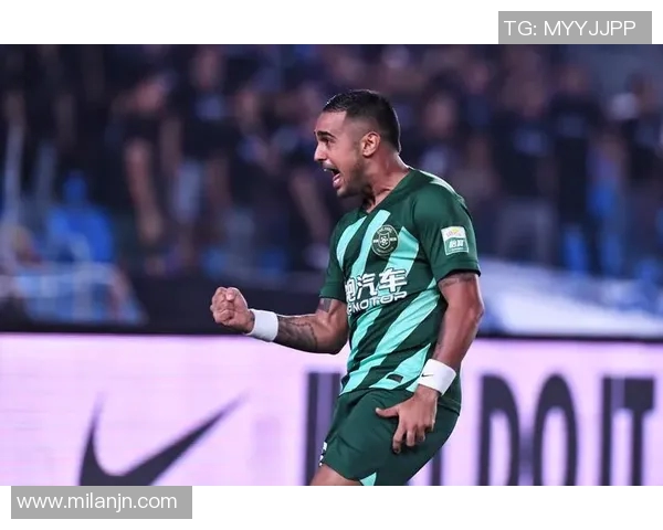 阿拉伯媒体曝新月前锋莱昂纳多或因本泽马离队67场43球成焦点